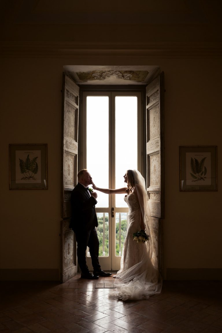 Villa or Hotel: Where to Get Ready for Your Tuscany Wedding
